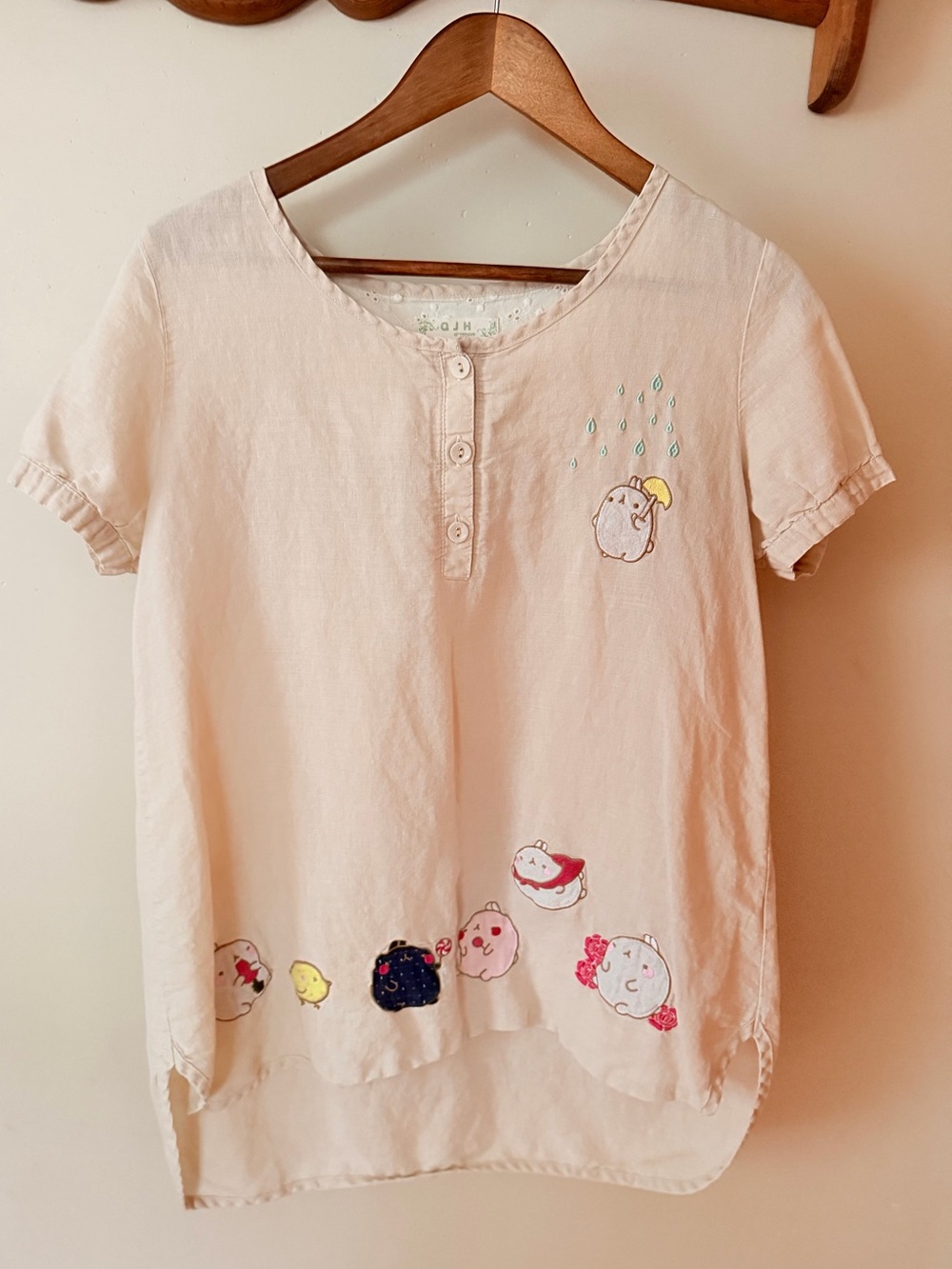 Kawaii Scoop Neck Molang Shirt